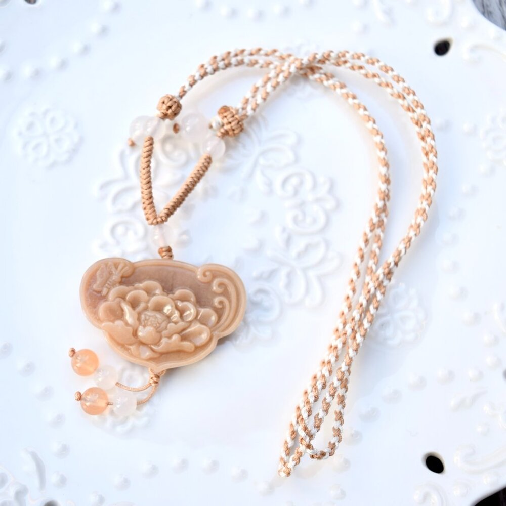 Yellow Peony Lock Pendant Braided Rope Necklace - Quartz Jade with Short Tassel